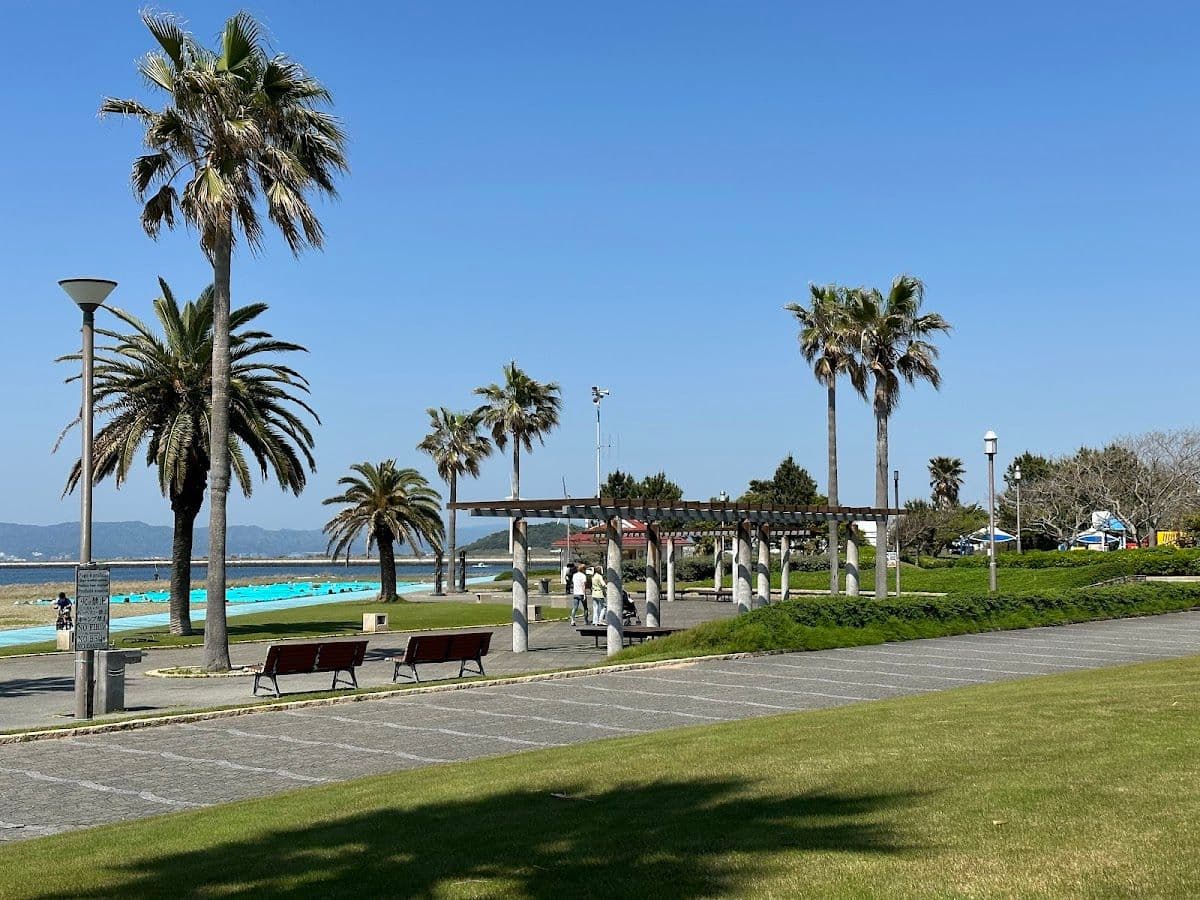 Shiroya Seaside Park 白谷海浜公園